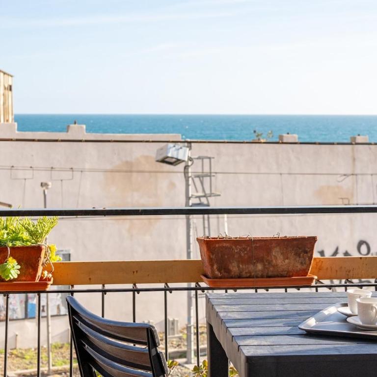Casa Nina Quadrilocale Top a 50m dal Mare - Appartamento con 2 Camere da Letto, Terrazza e Vista Mare - 1