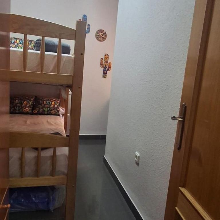Coqueto apartamento a paso de la playa - Two-Bedroom Apartment - 8