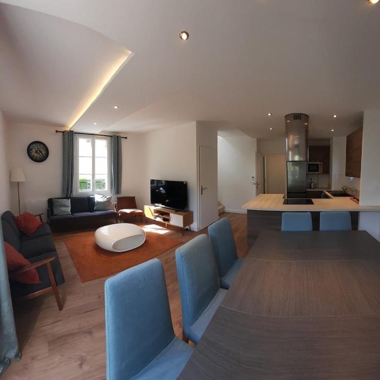 Accommodation closest to Disneyland - Maison 5 Chambres - 21