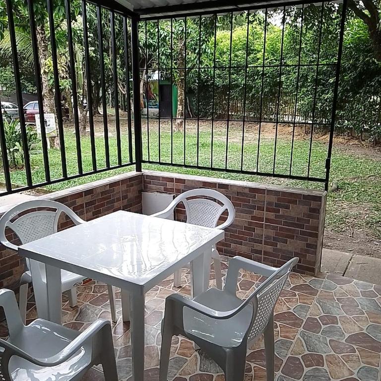 BONITA Y CÓMODA CASA DE 3 HABITACIONES EN cONJUNTO - Casa - 13