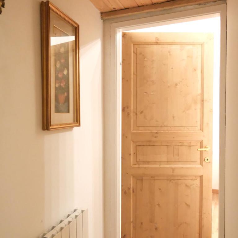 Grandma's Home - Three-Bedroom Apartment - 70