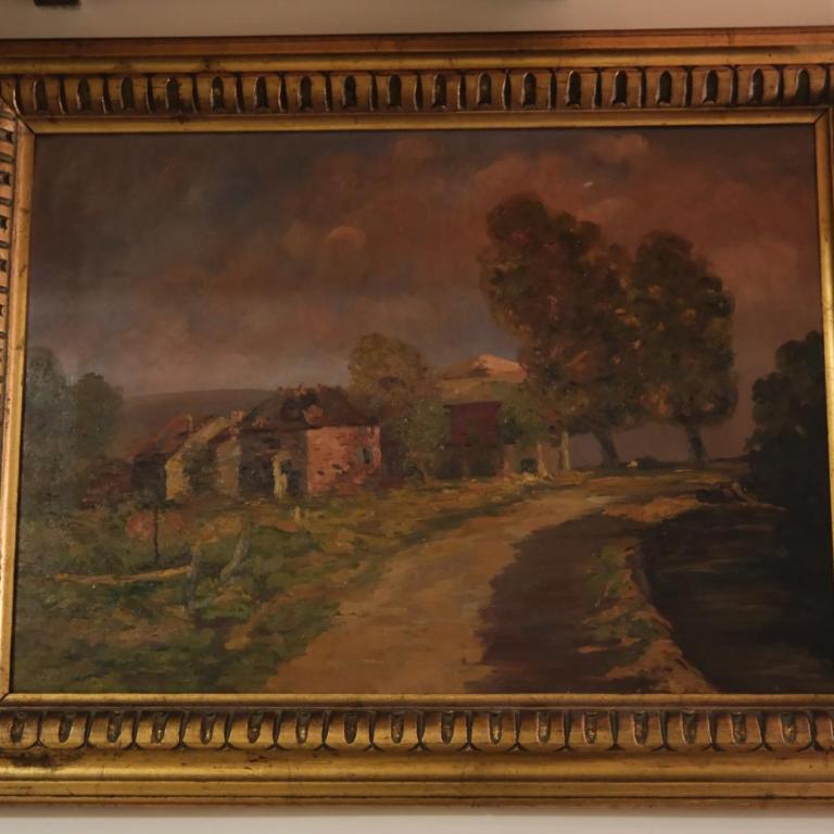 Grandma's Home - Three-Bedroom Apartment - 75
