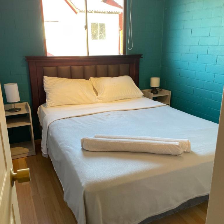 Hostal Brisa Serena - Habitación con baño compartido - Cama grande - 10