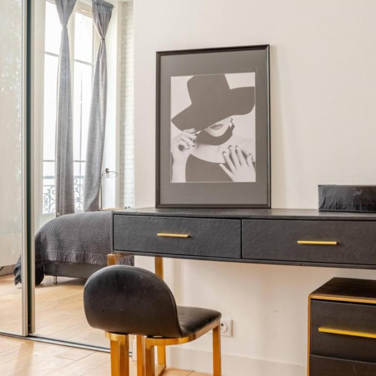 Chic Stay near Louvre & Eiffel Tour - Appartement 1 Chambre - 13