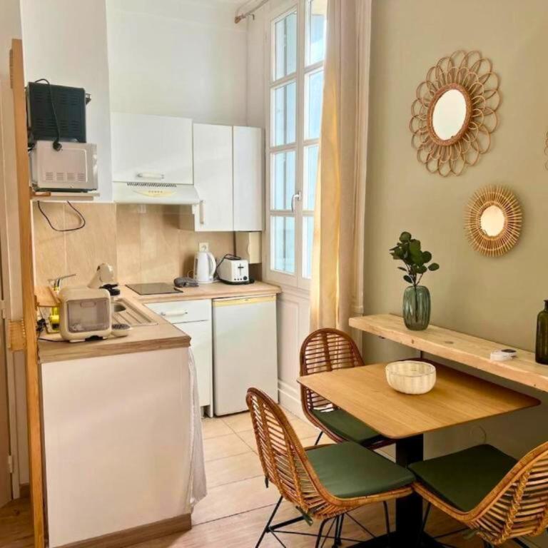 Studio bohème au coeur de Montpellier! - One-Bedroom Apartment - 9