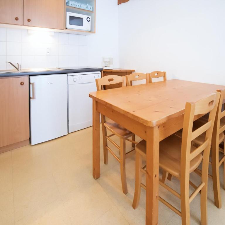 Apartment in Val Cenis with balcony - Appartement 3 Chambres - 6