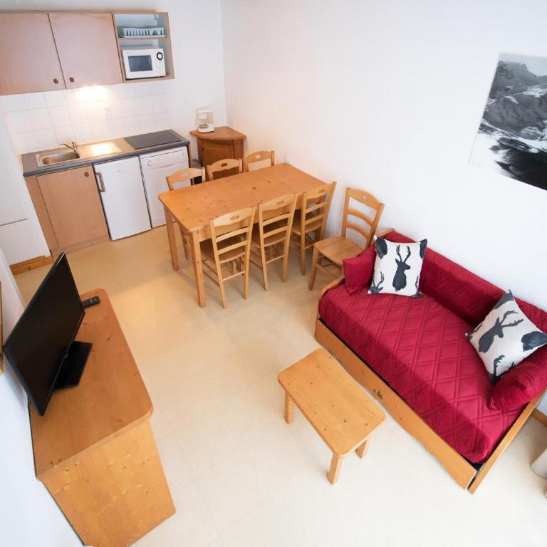 Apartment in Val Cenis with balcony - Appartement 3 Chambres - 8