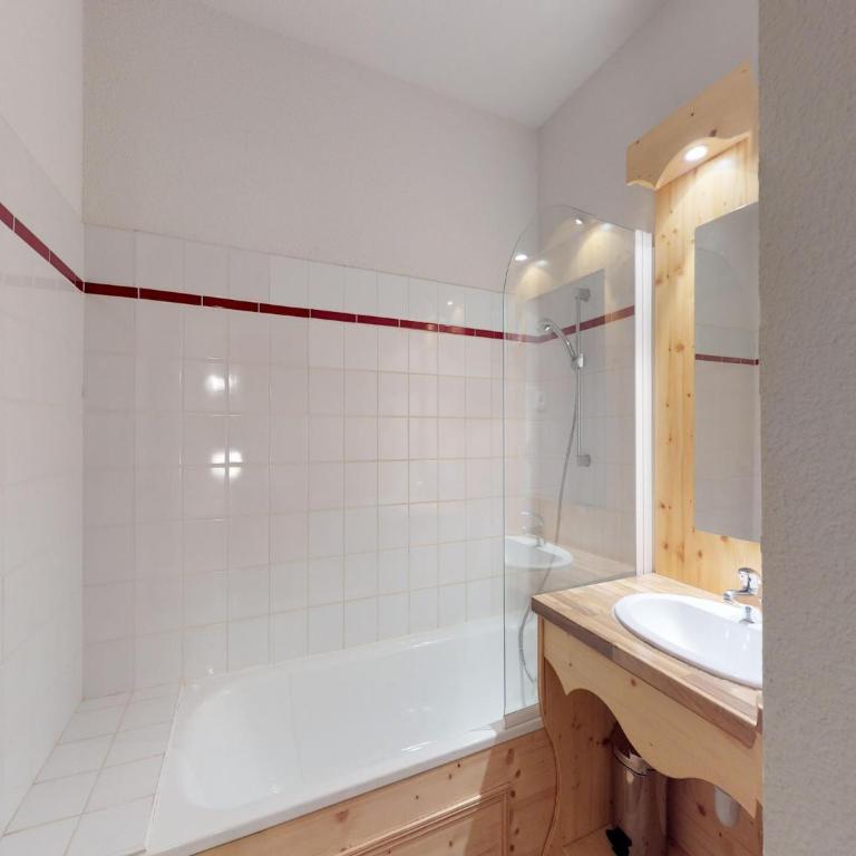 Apartment in Chamrousse with balcony - Appartement - 12