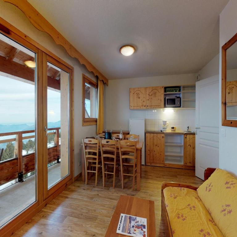 Apartment in Chamrousse near Cable Car - Appartement 1 Chambre - 12