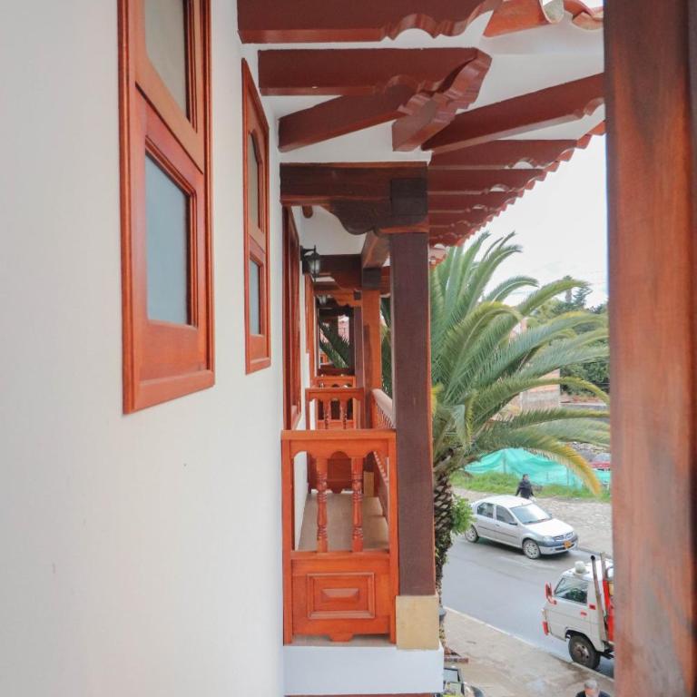 Hotel las Palmas - Habitación Cuádruple Estándar - 8