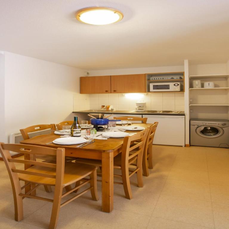 Holiday home for 6 people with balcony - Maison de Vacances 1 Chambre - 7
