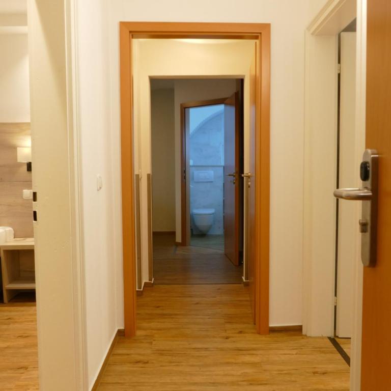 Altstadthotel "Zum Hechten" - Superior Vierbettzimmer - 1