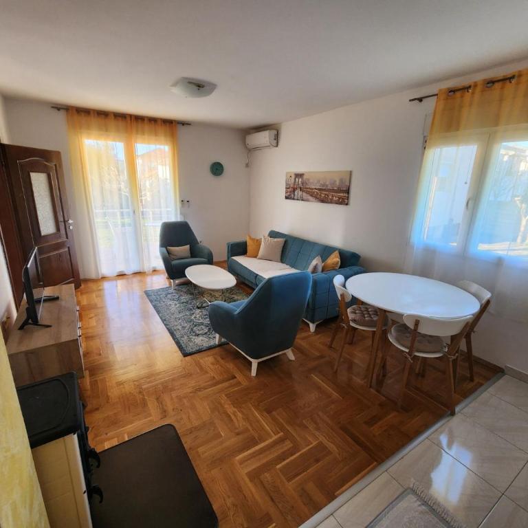 Apartments Donja Gorica - Apartman sa 1 Spavaćom Sobom - 3