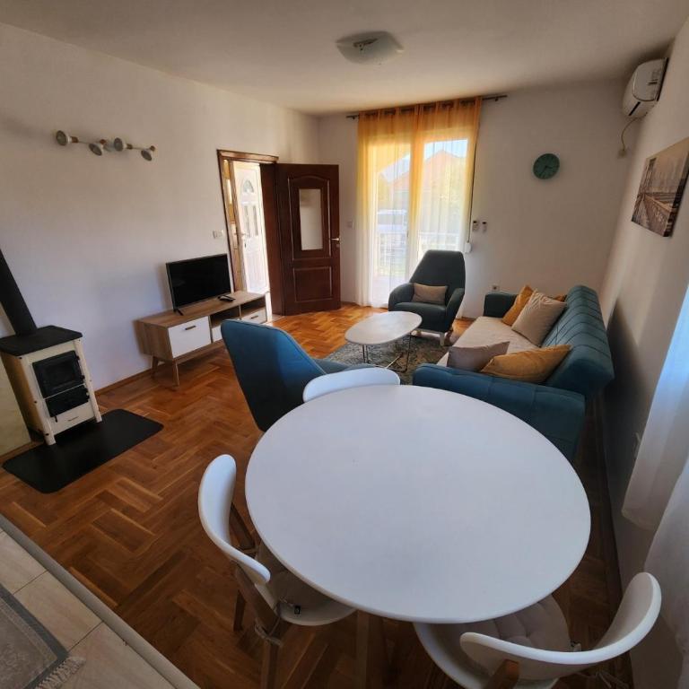 Apartments Donja Gorica - Apartman sa 1 Spavaćom Sobom - 11