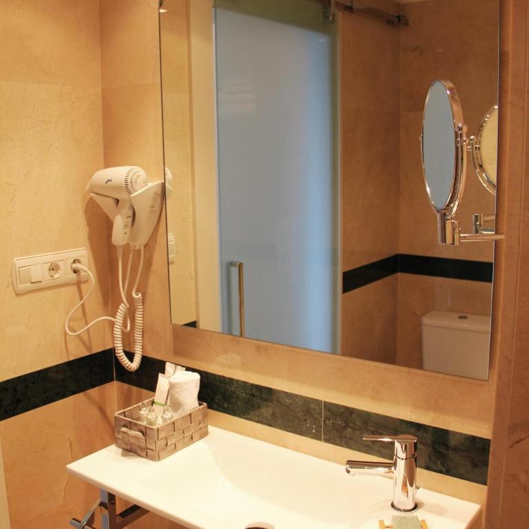 Hotel Playas de Torrevieja - Habitación Familiar con vistas al mar (2 adultos + 2 niños) - 2