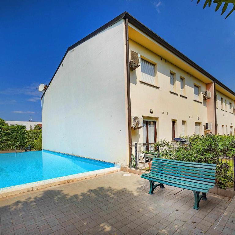 MokyD04-piscina,giardino privato,garage,wi-fi,tvs - Appartamento - Piano Terra - 1