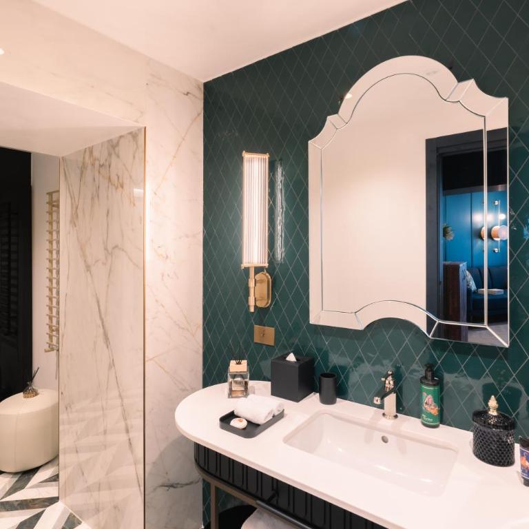 The Goethe Hotel - Small Luxury Hotels of the World - Camera Matrimoniale con Vasca Idromassaggio - 7