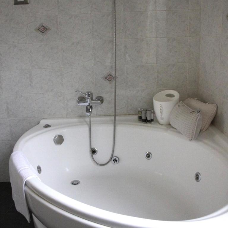 Domus Marrana - 15 minutes far away from Coloseum - Appartamento con 2 Camere da Letto - 19