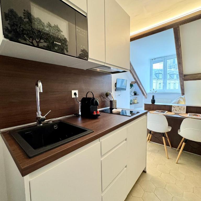 Le petit Nantais, centre de Rennes, avec vue sur la Cathédrale - Apartment with City View - 4