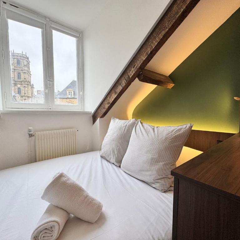 Le petit Nantais, centre de Rennes, avec vue sur la Cathédrale - Apartment with City View - 17