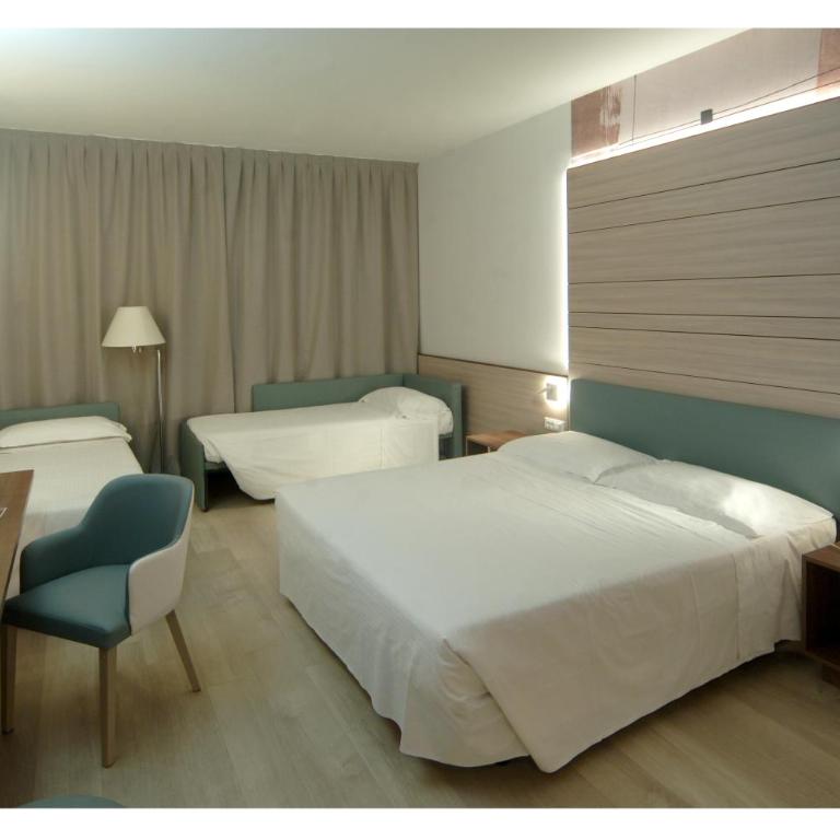 Hotel Victoria - Camera Quadrupla Standard - 2