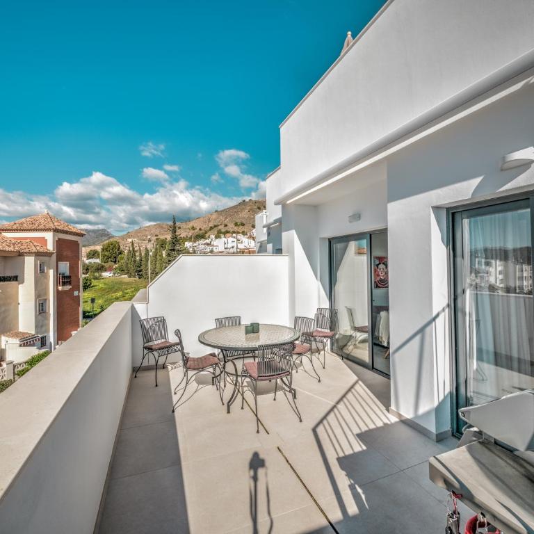 Modern townhouse with 3 terraces, pool and views - Casa de 2 dormitorios - 3