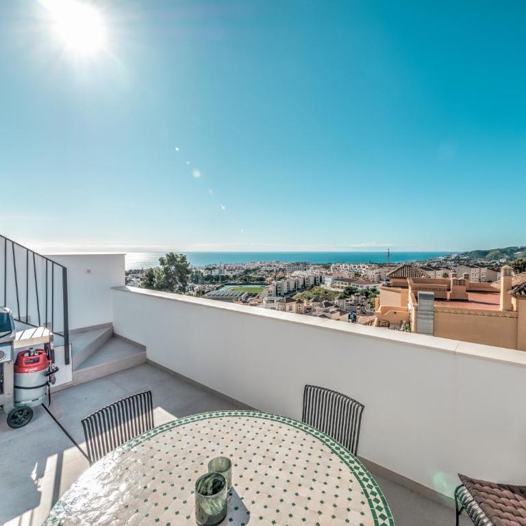 Modern townhouse with 3 terraces, pool and views - Casa de 2 dormitorios - 4