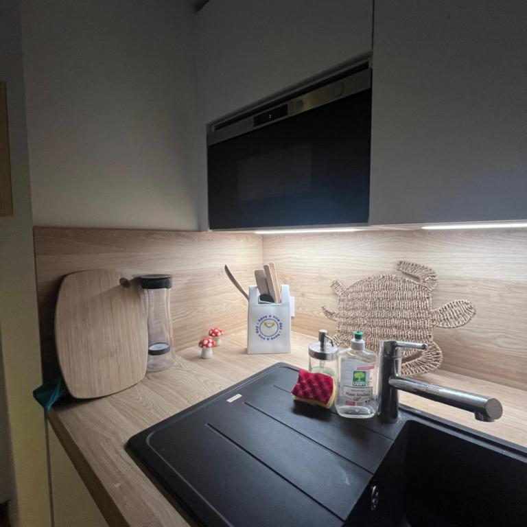 Appartement cosy au cœur des chartrons - Appartamento con 1 Camera da Letto - 10