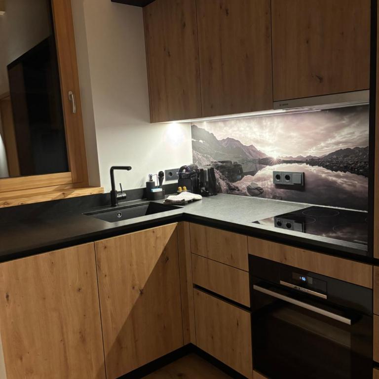 "Frechdax - Apartments Stubai" Unique Apartments, near BUS STOP & GROCERY STORE, inkl STUBAI SUPERCARD & INFRARED CABIN - Apartment mit 3 Schlafzimmern und Balkon - 3