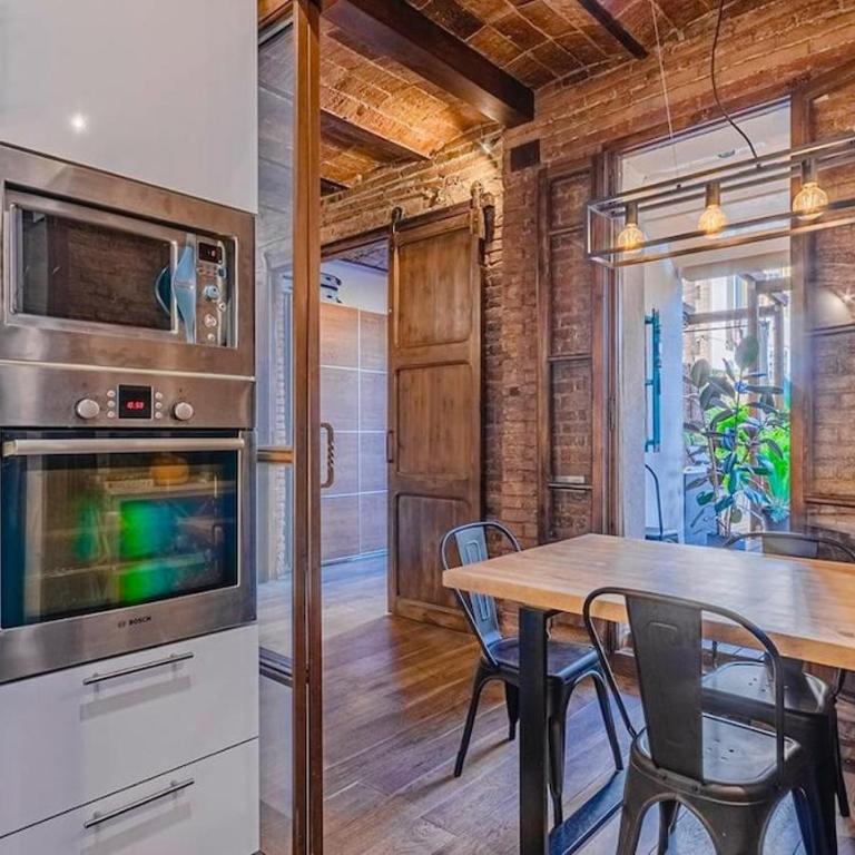 Unique central home with large terrace & pool - Apartment - 17
