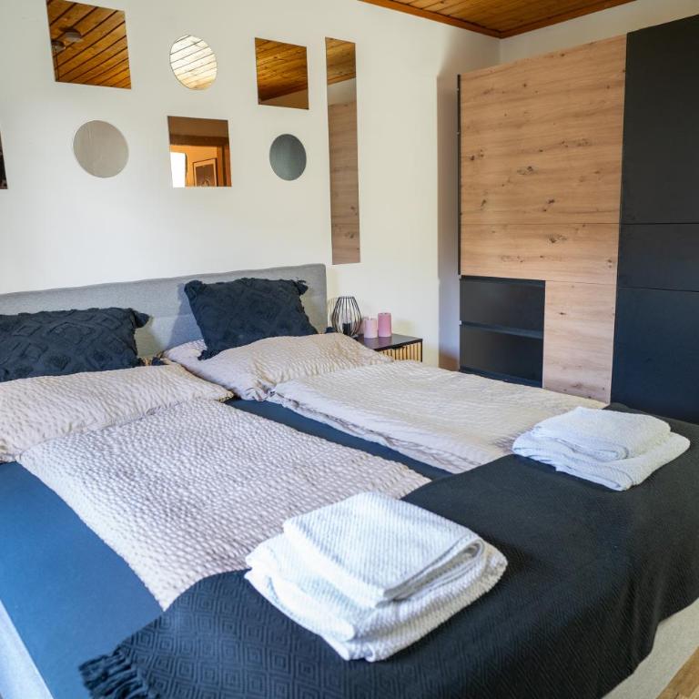 FarawayHomes Studio St Wolfgang #6 - Two-Bedroom Apartment - 4