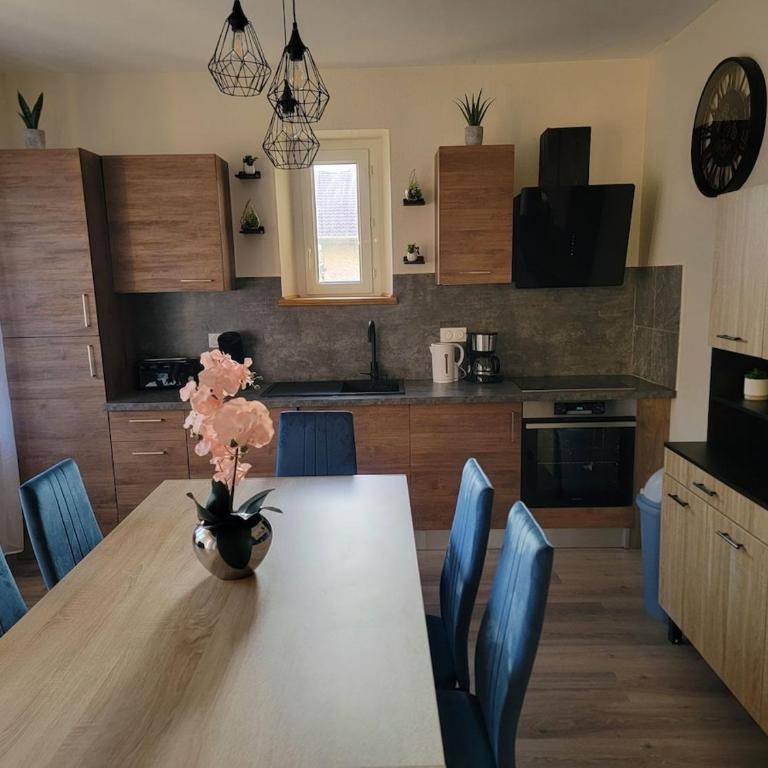 Chez Carine et Jonathan - Appartamento con 2 Camere da Letto - 9