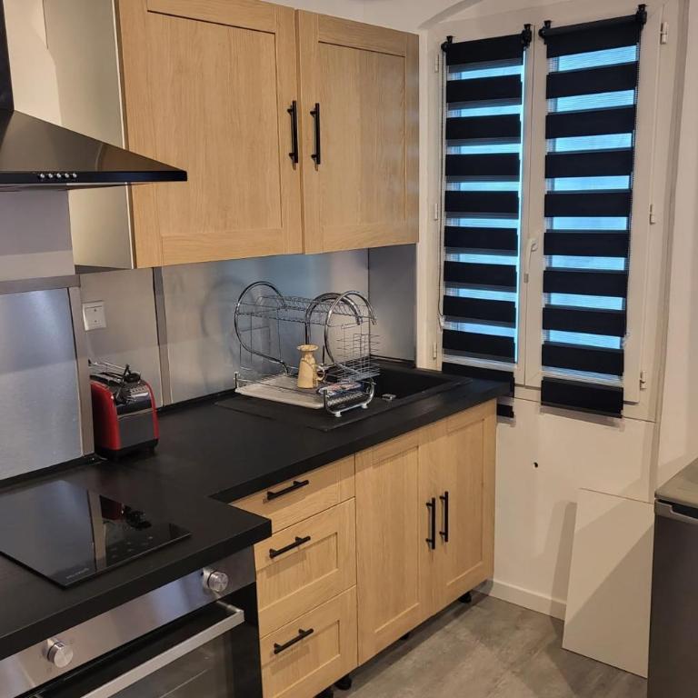 Beautiful studio near the Old Port - Appartement - 10