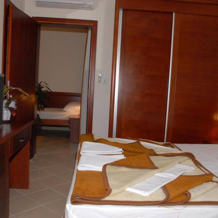 Apartments Krapina - Standardni Trokrevetni Studio - 2