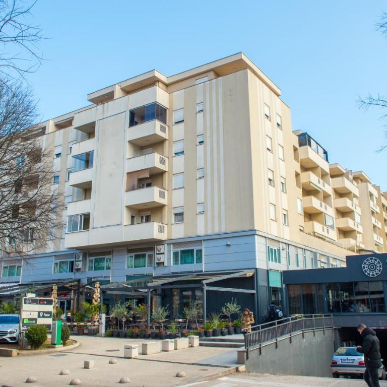 Iris Studio Apartment - Deluxe Studio - 9