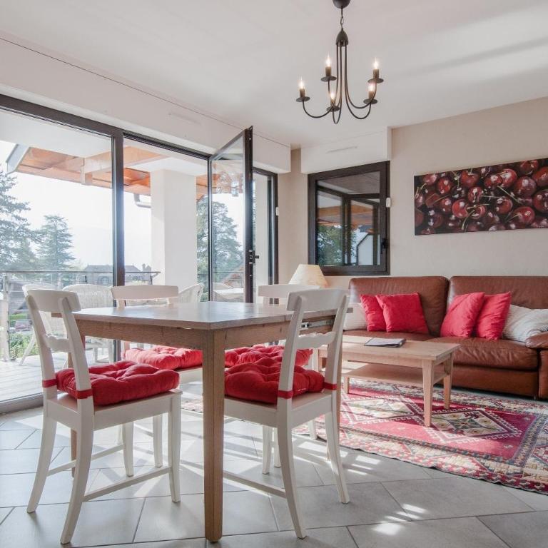 Le Comptoir de Sebastien - La Plage et Le Port - 2 duplex - 100m de la plage de Talloires - Appartement 2 Chambres - 28