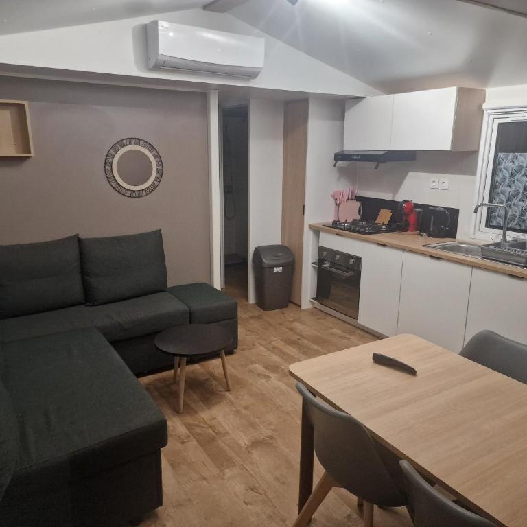 Mobil-Home La Carabasse - Mobile Home - 2