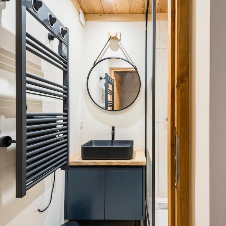 Joli Appartement familial Centre du village - Three-Bedroom Apartment - 10