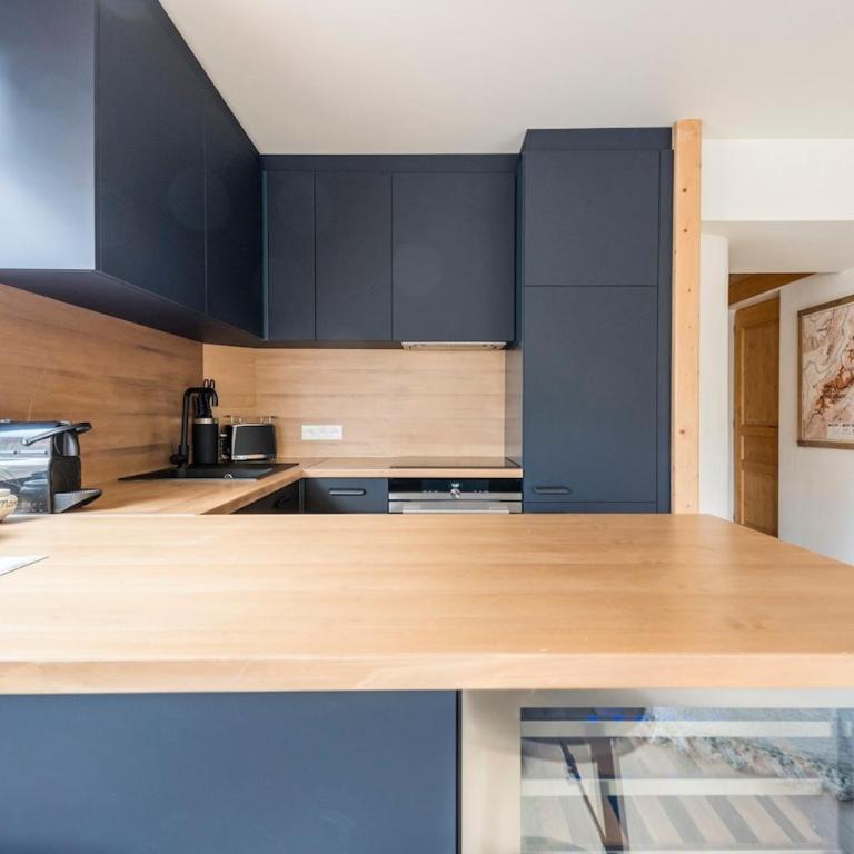 Joli Appartement familial Centre du village - Three-Bedroom Apartment - 44