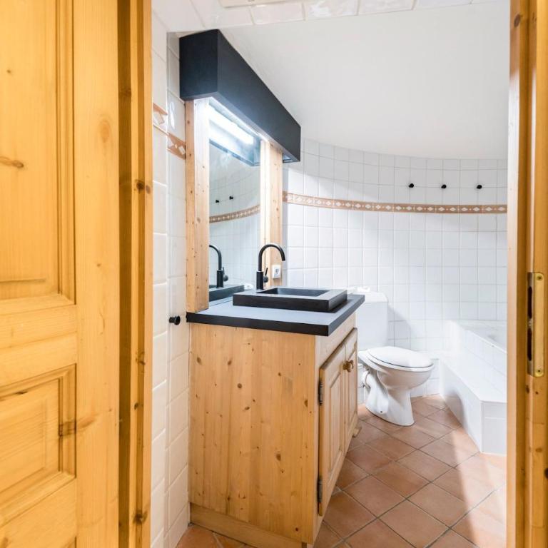 Joli Appartement familial Centre du village - Three-Bedroom Apartment - 49