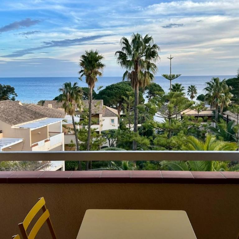 L'Anse de Pramousquier T2 Vue Mer ! Bord de plage - Appartamento con 1 Camera da Letto - 1