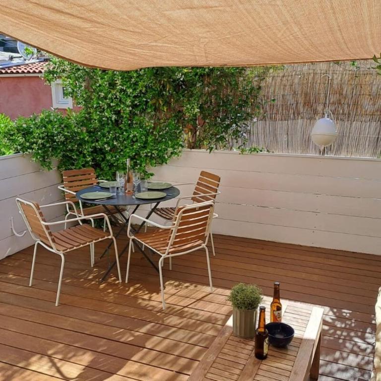 T2 with terrace in La Fossette - One-Bedroom Apartment with Terrace - 7