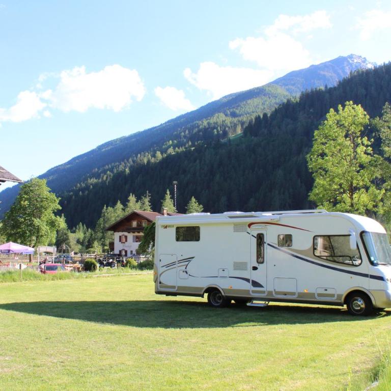 Schlosswirts Wohnmobilstellplatz, Schäferwagen und Bauwagen Großglockner Hochalpenstrasse - Empty Lot (Bring your own camper) - 4