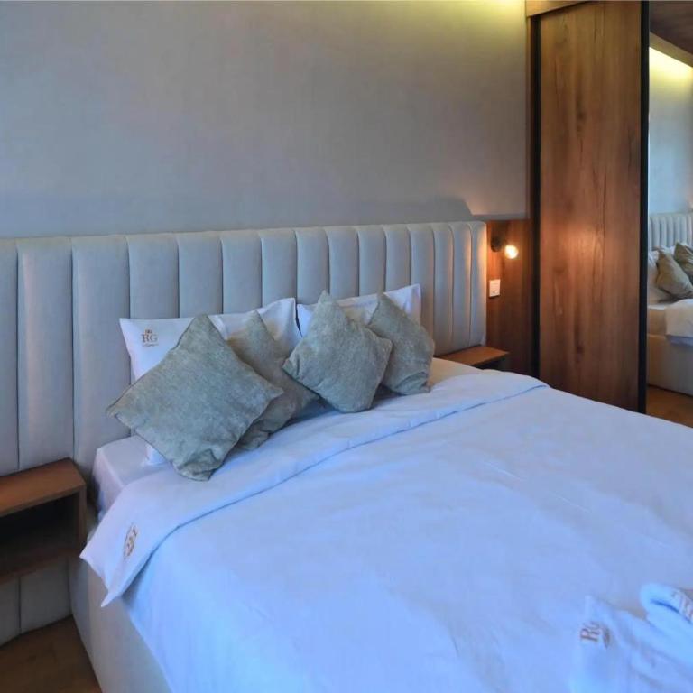 Apartman Akustik Luks - Royal Gardens - Apartman sa 1 Spavaćom Sobom - 3