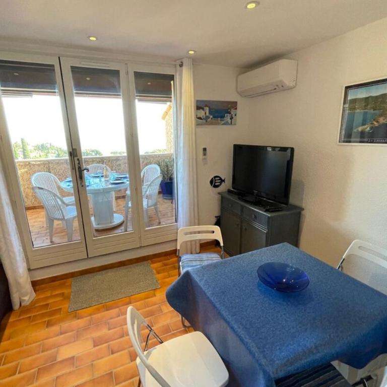 Duplex in Pramousquier - sea view - Appartement 2 Chambres - 11
