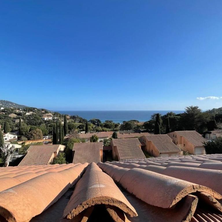 Duplex in Pramousquier - sea view - Appartement 2 Chambres - 12