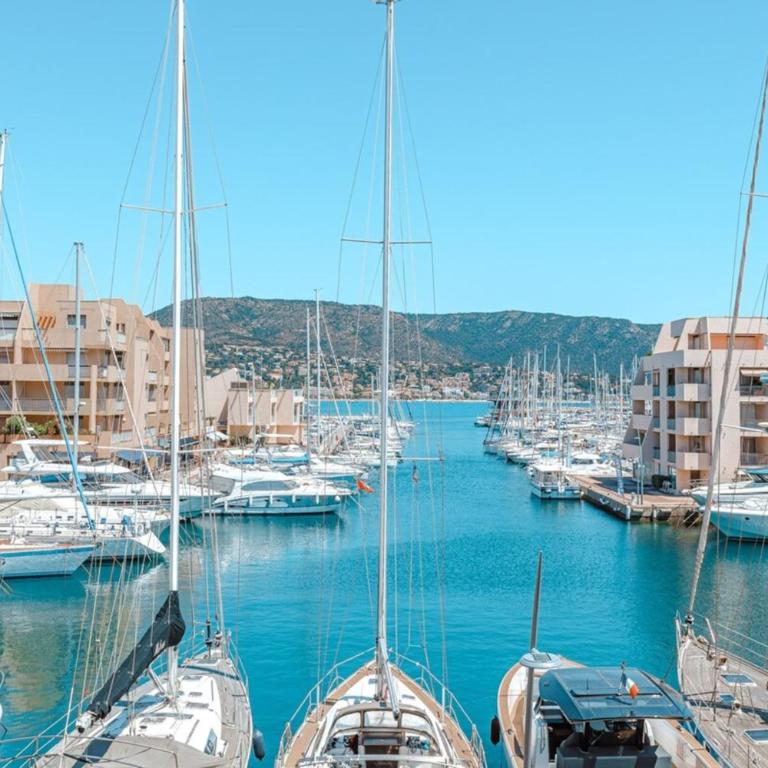 Superb apartment on the port of Favière - Apartamento de 3 dormitorios - 1