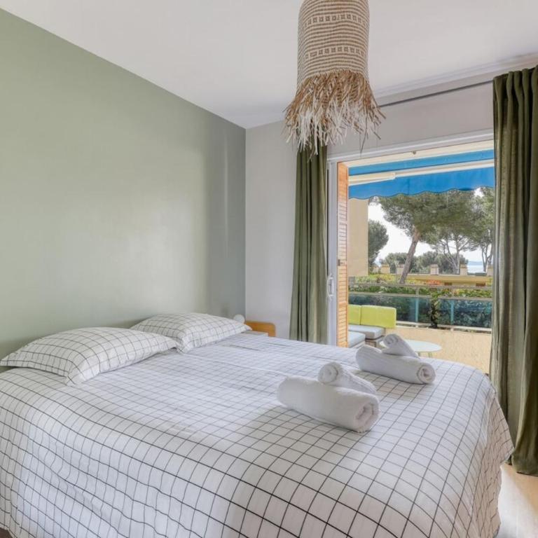 Recent T3 in residence with swimming pool in La Favière - Appartement 2 Chambres - 4