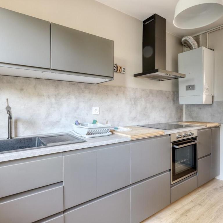 Recent T3 in residence with swimming pool in La Favière - Appartement 2 Chambres - 5