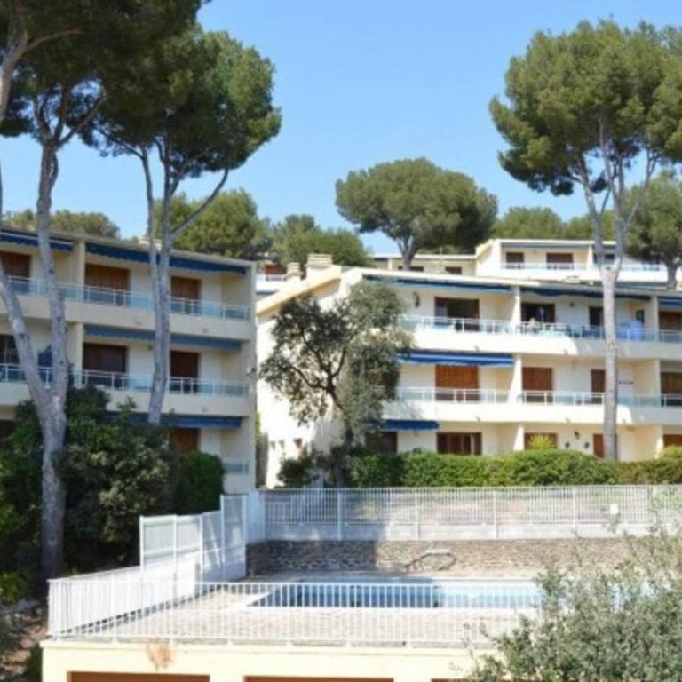 Recent T3 in residence with swimming pool in La Favière - Appartement 2 Chambres - 19